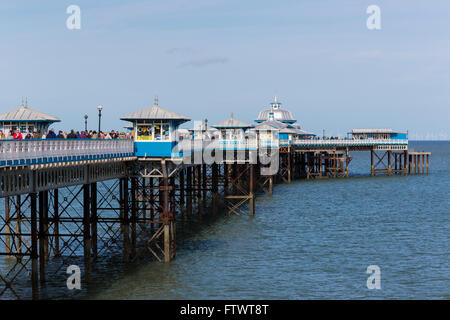 Llandudno Pier, il Galles del Nord Foto Stock