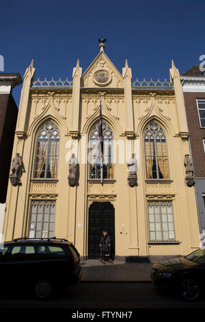 La facciata della Zwanenbroedershuis in 's-Hertogenbosch, Paesi Bassi. Foto Stock