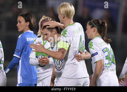 Brescia, ITA. 30 Mar, 2016. Ramona Bachmann di Wolfsburg festeggia dopo rigature durante il femminile UEFA Champions League match tra ACF Brescia Femminile e VfL Wolfsburg donna presso lo Stadio Rigamonti Credito: Richard Morgano/Alamy Live News Foto Stock