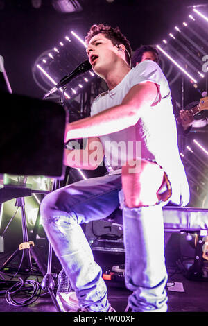 Detroit, Michigan, Stati Uniti d'America. 29 Mar, 2016. CHARLIE PUTH eseguendo sul suo nove via mente Tour a Saint Andrews Hall di Detroit, MI il 29 marzo 2016 © Marc Nader/ZUMA filo/Alamy Live News Foto Stock