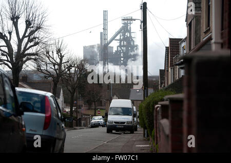 Port Talbot, Regno Unito. 31 Mar, 2016. La Tata Steel Works in Port Talbot questo pomeriggio. Tata Steel è la vendita di tutta la sua perdita di affari NEL REGNO UNITO, con più di 4 mila posti di lavoro presso il Port Talbot sito attualmente a rischio. Credito: Phil Rees/Alamy Live News Foto Stock