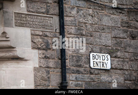 Il cartello stradale per Boyds entrata nella città di Edimburgo in Scozia. È stato su questo sito nel XVIII secolo dove la Boyds Inn Foto Stock