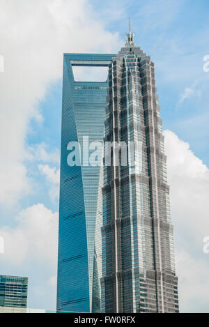Torre di Jin Mao e Shanghai parola centro finanziario di Shanghai, Cina Foto Stock