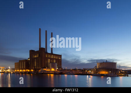 Copenhagen, Danimarca - 29 Marzo 2016: Svanemolle power plant di notte Foto Stock