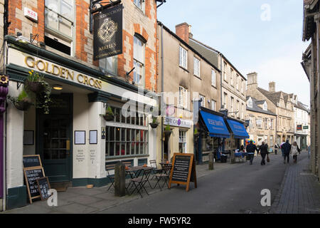 Il Golden Cross pub di Black Jack Street, Cirencester, Gloucestershire, Regno Unito Foto Stock