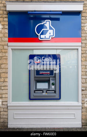 Sportello bancomat a Nationwide Building Society in Cricklade Street ,, Cirencester Gloucestershire, Regno Unito Foto Stock