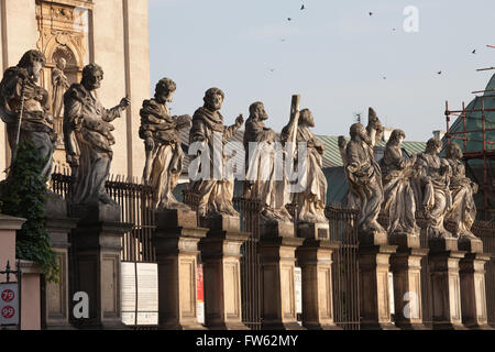 Chiesa degli Apostoli Pietro e Paolo nella città vecchia di Cracovia in Polonia Foto Stock