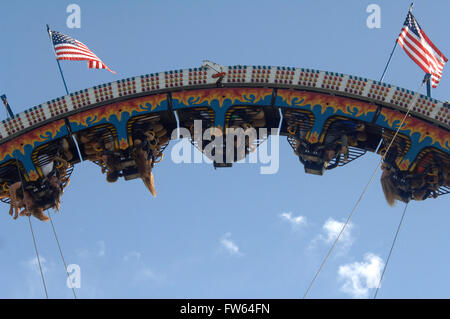 Sfidando la morte e capovolto a metà corsa a Dutchess County Fairgrounds Foto Stock