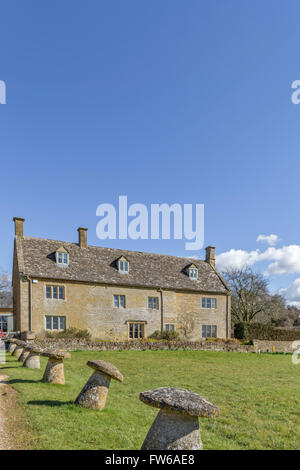 Il villaggio Costwold di Wyck Rissington, Gloucestershire, England, Regno Unito Foto Stock