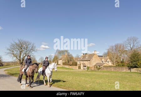 Il villaggio Costwold di Wyck Rissington, Gloucestershire, England, Regno Unito Foto Stock