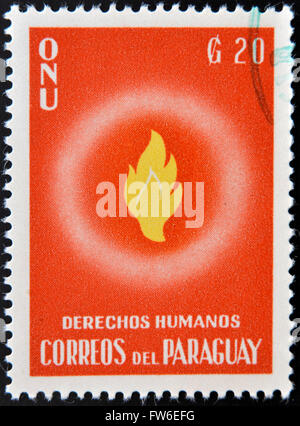 PARAGUAY - circa 1960: un timbro stampato in Paraguay dedicata alla tutela dei diritti umani delle Nazioni Unite, circa 1960 Foto Stock