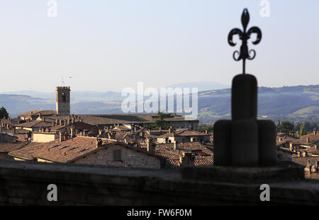 Tetto di panorama di Gubbio,Umbria,Italia Foto Stock