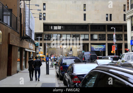 Vista esterna del Fashion Institute of Technology, Manhattan, New York City, Stati Uniti d'America Foto Stock