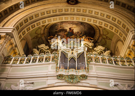 Lichtenthal organo da chiesa. Franz Schubert, il compositore austriaco, riprodotti su questo strumento. Egli fu battezzato nel Lichtenthal Foto Stock