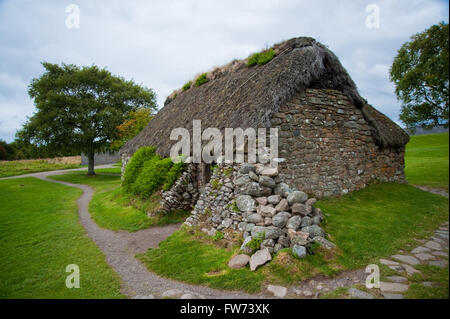 Leanach vecchio cottage sul campo di battaglia di Culloden Foto Stock