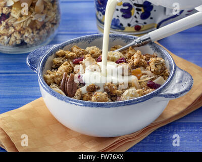 La cannella agave granola di Apple Foto Stock