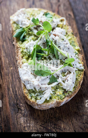 Pollo e avocado sandwich, dieta Foto Stock