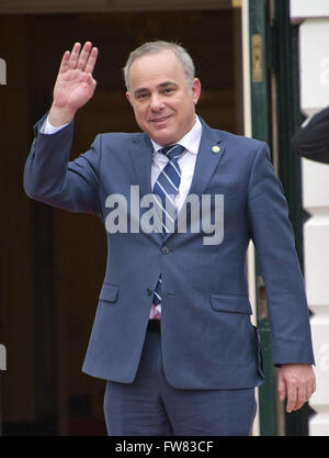 Washington, Distretto di Columbia, Stati Uniti d'America. 31 Mar, 2016. Yuval Steinitz, Ministro delle infrastrutture nazionali, Energia e risorse idriche dello Stato di Israele arriva per la cena di lavoro per i capi delle delegazioni presso la sicurezza nucleare Vertice sulla South Lawn della Casa Bianca a Washington DC, giovedì, 31 marzo 2016.Credit: Ron Sachs/Piscina via CNP Credito: Ron Sachs/CNP/ZUMA filo/Alamy Live News Foto Stock