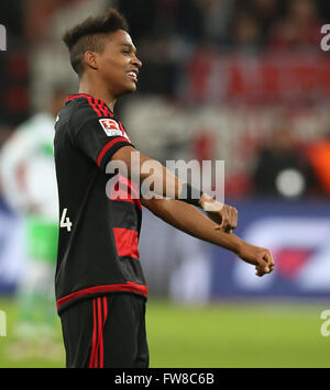 Leverkusen, Germania. Il 1 aprile, 2016. Il calcio Bundesliga, Leverkusen, Germania, 01.04.2016, Bayer 04 Leverkusen vs VfL Wolfsburg: Wendell (Leverkusen) celebra. Credito: Juergen schwarz/Alamy Live News Foto Stock