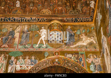 Mosaici del Vecchio Testamento Dio crea Eva dalla costola di Adamo, Dio vieta di Adamo a mangiare dalla struttura ad albero del peccato, Cappella Palatina Foto Stock