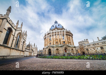 La Radcliffe Camera Library , edificio dell'Università di Oxford, Regno Unito