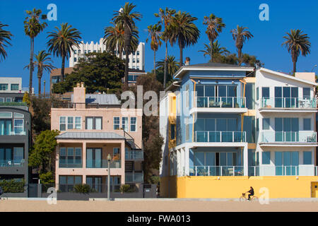 Case sulla spiaggia di Santa Monica a Los Angeles Foto Stock