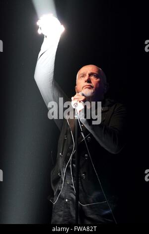 PETER GABRIEL Radio City Music Hall , New York City 5/03/2010 Foto Michael Brito Foto Stock
