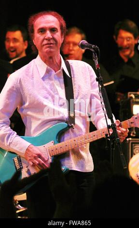 RAY DAVIES in concerto presso il municipio di New York 11-19-2009 foto Michael Brito Foto Stock