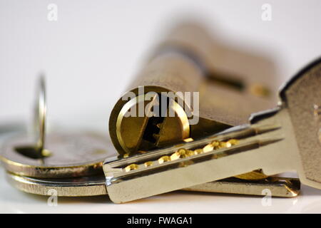 Chiudere le chiavi e cilindri di bloccaggio Foto Stock
