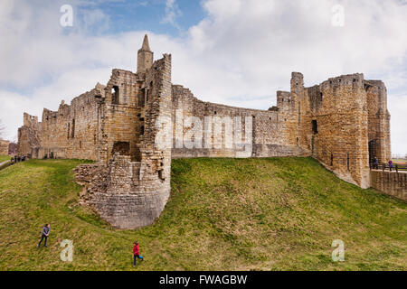 Il castello di Warkworth, Northumberland, England, Regno Unito Foto Stock