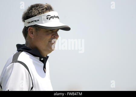 Ponte Vedra Beach, Florida, Stati Uniti d'America. 11 Maggio, 2008. Kenny Perry passeggiate fuori il terzo verde durante il round finale del campionato giocatori a TPC Sawgrass il 11 maggio 2008 in Ponte Vedra Beach, Florida. ZUMA Press/Scott A. Miller © Scott A. Miller/ZUMA filo/Alamy Live News Foto Stock