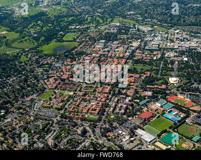 La Stanford University campus Palo Alto in California, Hoover Tower, campus, Silicon Valley, California, Stati Uniti d'America, vista aerea, Foto Stock