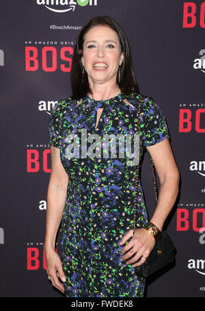 Premiere di Amazon " Bosch " Stagione 2 a SilverScreen Theatre - Arrivi con: Mimi Rogers dove: West Hollywood, California, Stati Uniti quando: 03 Mar 2016 Foto Stock