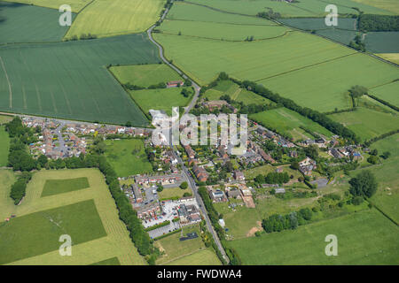 Una veduta aerea del Nord Warwickshire villaggio di Shuttington Foto Stock