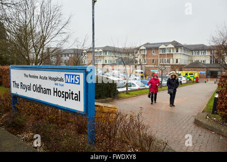 Oldham Royal Pennine Acute Hospitals NHS Trust precedentemente noto come Oldham e District General Hospital Coldhurst area di Oldha Foto Stock