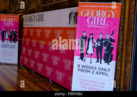 Sydney, Australia. 05 apr, 2016. La parte anteriore della casa di pubblicità per Georgy Girl - I cercatori musical presso il Teatro di Stato di Sydney il 5 aprile. "Georgy Girl - I cercatori Musical' segue la storia di Judith Durham, Athol Guy, Keith Potger e Bruce Woodley, dal loro folk e jazz inizi a Melbourne per il loro aumento meteorica al mondo pop celebrità nel '60s, ad oggi. Credito: Hugh Peterswald/Pacific Press/Alamy Live News Foto Stock