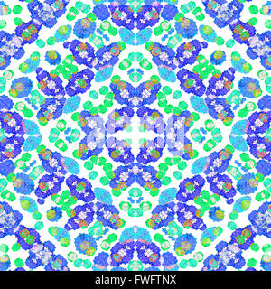 Collage digitale tecnica floreale stilizzato controllo seamless pattern design in vividi colori freddi contro uno sfondo bianco. Foto Stock