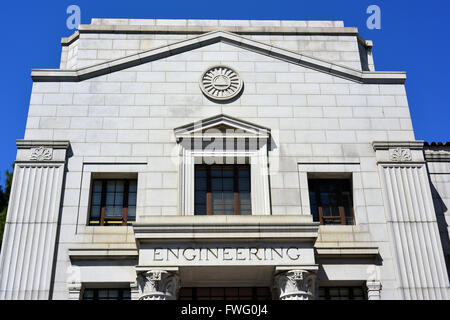 Edificio di ingegneria Università della California Berkeley USA su un giorno di estate in giugno Foto Stock