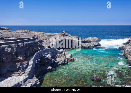 Piscina naturale, Charco Manso Bay, Punta Norte vicino Echedo, UNESCO Riserva della biosfera di El Hierro, Isole Canarie, Spagna Foto Stock