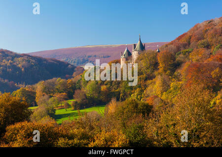 Castell Coch (Castello Coch) (Il Castello Rosso), Tongwynlais, Cardiff, Galles, Regno Unito, Europa Foto Stock