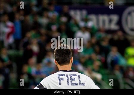 Sao Paulo, Brasile. 12 Giugno, 2016. X PALMA CORINZI - Foto durante la partita tra il Palmeiras e il Corinthians tenutosi presso il Parco di Allianz, zona ovest di S?o Paulo. Il classico è valido per il settimo round della Brasileir?o Chevrolet 2016. Credito: Foto Arena LTDA/Alamy Live News Foto Stock