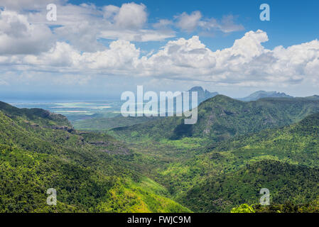 Vista panoramica del Black River Gorges National Park, Gole Viewpoint in Mauritius Foto Stock