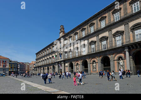 Il Palazzo Reale, Piazza del Plebiscito, Napoli, campania, Italy Foto Stock