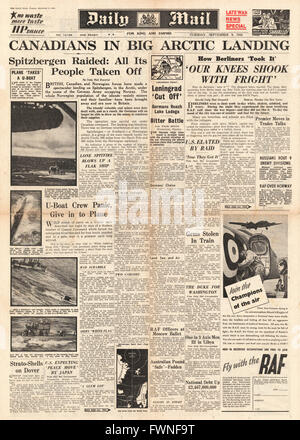 1941 front page Daily Mail le forze alleate occupano Spitzbergen Foto Stock