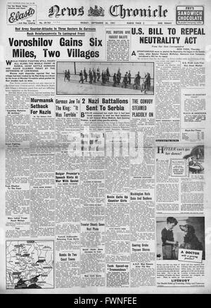 1941 prima pagina News Chronicle l'esercito russo contrattacca lungo il fronte orientale e la legge statunitense per porre fine alla neutralità Foto Stock