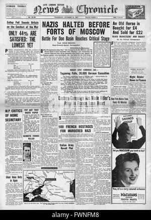 1941 front page News cronaca anticipo tedesco fermato prima di Mosca e di sondaggio Gallup mostra insoddisfazione del pubblico sulla guerra Britains condotta Foto Stock