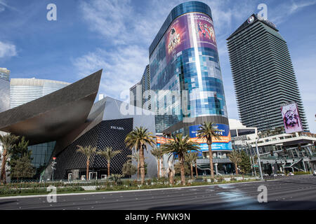 CityCenter sviluppo commerciale e Harmon Hotel torre sul Las Vegas Strip, 23 febbraio 2012 in paradiso, Nevada. Harmon Hotel è stata smantellata nel 2014 a causa di difetti di costruzione. Foto Stock