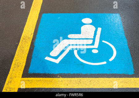 Segno di handicap Parcheggio Foto Stock