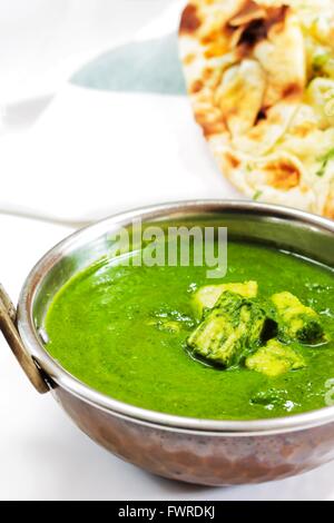 Palak Paneer spinacio indiano curry di formaggio Foto Stock