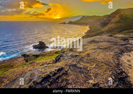 Poelua bay, Maui sunrise lungo costa Foto Stock